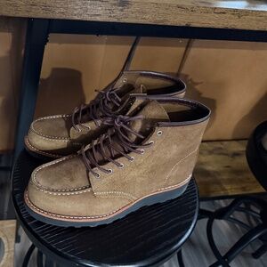 Red Wing Heritage Women Boots